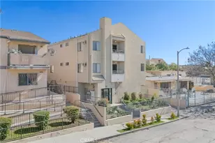 646 N Madison Ave, Los Angeles, CA 90004 - Photo 2