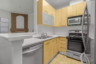 7037 La Tijera Blvd, Los Angeles, CA 90045 - Photo 4