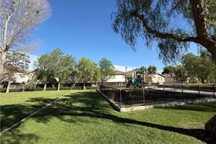 25323 Bayside, Harbor City, CA 90710 - Photo 20