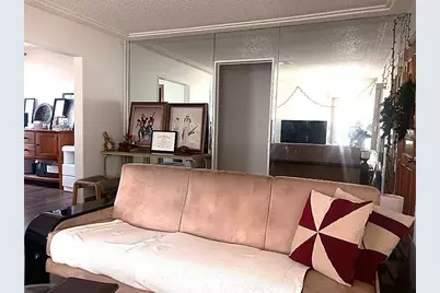 8715 S Van Ness, Inglewood, CA 90305 - Photo 10