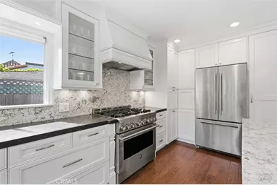 3013 Maple Avenue, Manhattan Beach, CA 90266 - Photo 12