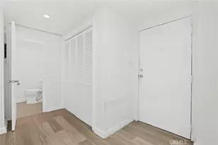 1525 N Hayworth Ave, Los Angeles, CA 90046 - Photo 22