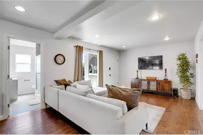 1301 S Hudson, Los Angeles, CA 90019 - Photo 4