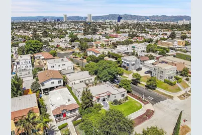 1301 S Hudson, Los Angeles, CA 90019 - Photo 42