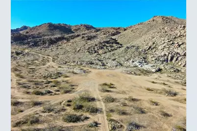 19011 Kensington Street, Apple Valley, CA 92307 - Photo 8