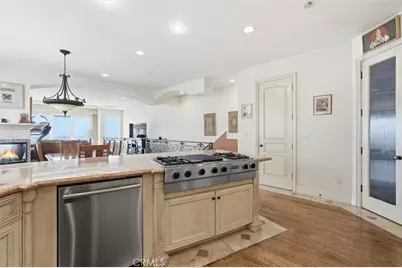 814 Esplanade #A, Redondo Beach, CA 90277 - Photo 12