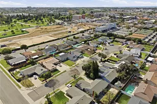 8282 Noble Cir, Huntington Beach, CA 92647 - Photo 38