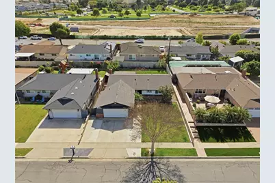 8282 Noble Circle, Huntington Beach, CA 92647 - Photo 36