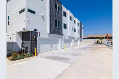 121 E 223rd Street #3, Carson, CA 90745 - Photo 22