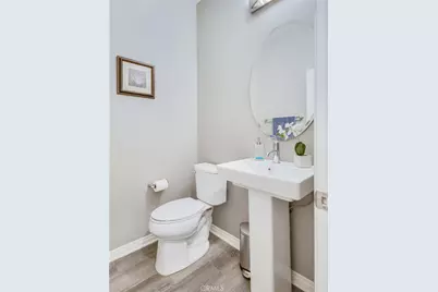 12921 Mission Avenue #102, Hawthorne, CA 90250 - Photo 14