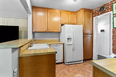 3551 Hillcrest Drive, Los Angeles, CA 90016 - Photo 6