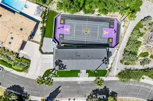 18827 Edleen Dr, Tarzana, CA 91356 - Photo 44