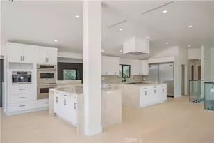 18827 Edleen Dr, Tarzana, CA 91356 - Photo 54