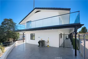 18827 Edleen Dr, Tarzana, CA 91356 - Photo 74