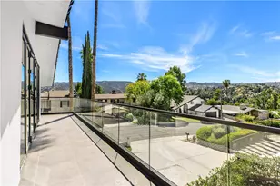 18827 Edleen Dr, Tarzana, CA 91356 - Photo 46