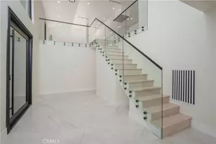 18827 Edleen Dr, Tarzana, CA 91356 - Photo 70