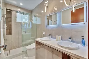 719 1st Pl, Hermosa Beach, CA 90254 - Photo 38