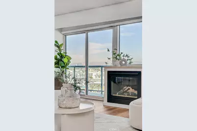 13600 Marina Pointe Drive #905, Marina del Rey, CA 90292 - Photo 4