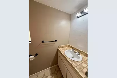 1747 Wollacott, Redondo Beach, CA 90278 - Photo 8