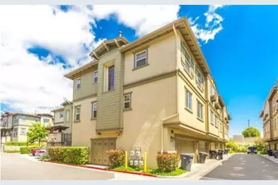 26090 Stonehaven, Harbor City, CA 90710 - Photo 1