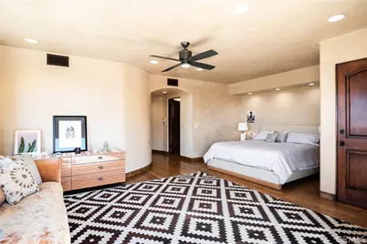 221 30th Street, Manhattan Beach, CA 90266 - Photo 16