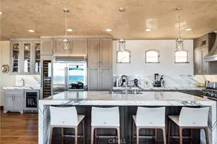 221 30th St, Manhattan Beach, CA 90266 - Photo 8