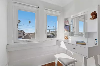 242 W 17th Street, San Pedro, CA 90731 - Photo 36