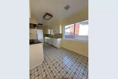 1924 W 1st, San Pedro, CA 90732 - Photo 8