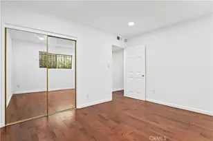 1045 N Kings Road, West Hollywood, CA 90069 - Photo 20