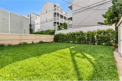 1117 Mira Mar Avenue, Long Beach, CA 90804 - Photo 8