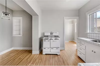 718 Hermosa Avenue, Hermosa Beach, CA 90254 - Photo 12