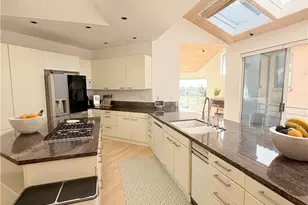 621 6th, Manhattan Beach, CA 90266 - Photo 22