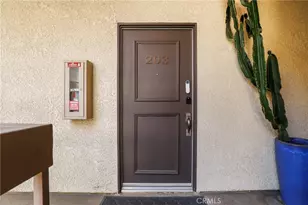 2263 Fox Hills Dr, Los Angeles, CA 90064 - Photo 28