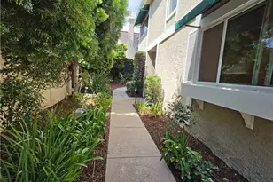 2213 Pullman Ln, Redondo Beach, CA 90278 - Photo 2