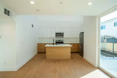 2707 Ruhland, Redondo Beach, CA 90278 - Photo 32