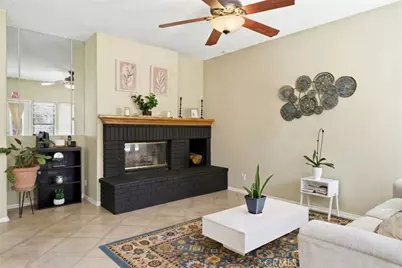 42339 Round Hill, Lancaster, CA 93536 - Photo 8