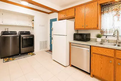 1001 W Lambert Road #55, La Habra, CA 90631 - Photo 26