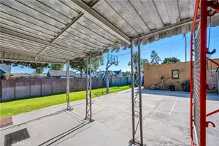 2000 W 80th, Los Angeles, CA 90047 - Photo 16