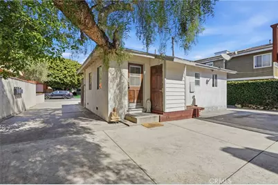 2304 Voorhees Ave, Redondo Beach, CA 90278 - Photo 2