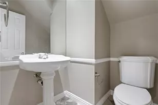 3327 California Ave, Signal Hill, CA 90755 - Photo 12