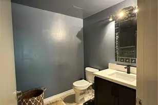 411 W Seaside Way, Long Beach, CA 90802 - Photo 16