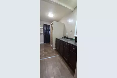 700 W 77th, Los Angeles, CA 90044 - Photo 12