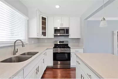 8420 Glider Avenue, Los Angeles, CA 90045 - Photo 8