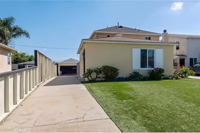 8420 Glider Avenue, Los Angeles, CA 90045 - Photo 38