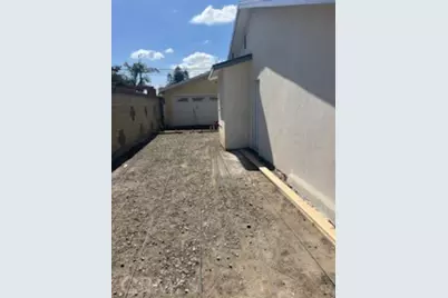 4878 W 140th Street, Hawthorne, CA 90250 - Photo 2