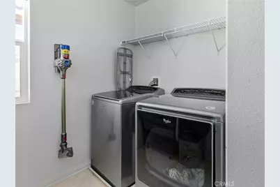 11819 Verona Lane, Los Angeles, CA 90047 - Photo 10