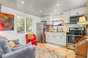 10799 Sherman Grove Ave, Sunland, CA 91040 - Photo 2