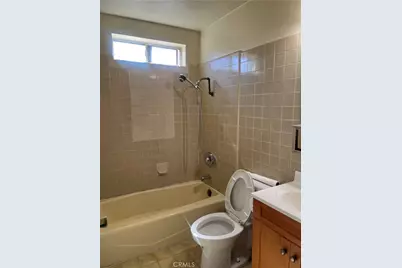 2114 N Bahama Avenue, Los Angeles, CA 90059 - Photo 2