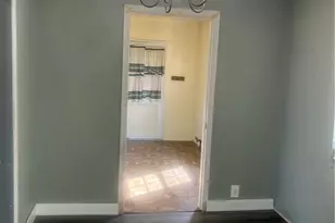 2114 N Bahama Ave, Los Angeles, CA 90059 - Photo 4