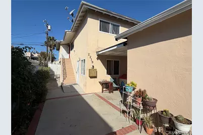 2217 Barbour Court, San Pedro, CA 90731 - Photo 2